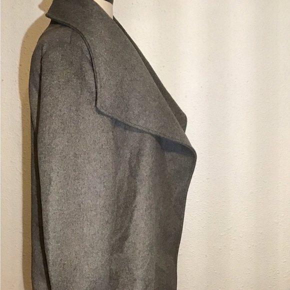 Banana republic open front size medium - Picture 6 of 12